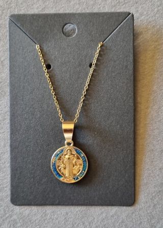 Medalla San Benito Dorada con Esmalte Azul