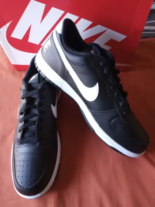 Zapatillas Nike Hombre Negras y Blancas