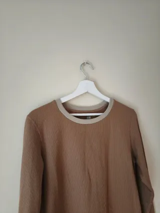 Camiseta H&M manga larga talla XL