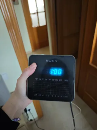 Radio despertador digital AM/FM Sony Dream Machin