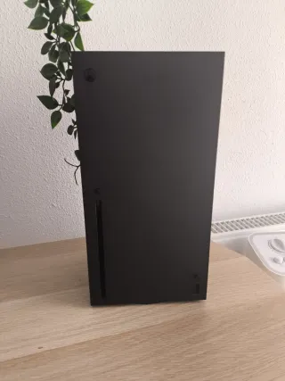 Xbox Series X + Mando + Cascos Inalámbricos