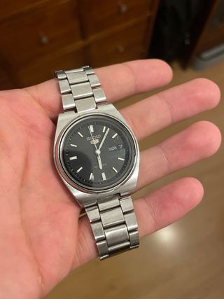 Reloj Seiko 5 Automático Negro/Plata