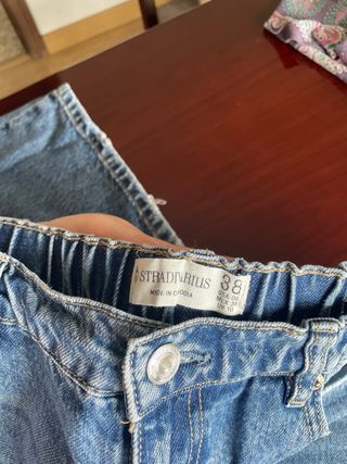 Pantalón Stradivarius Talla 38 D9 Ancho