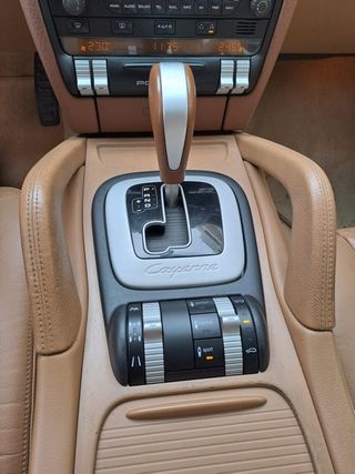 Porsche Cayenne 2004
