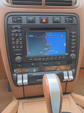 Porsche Cayenne 2004