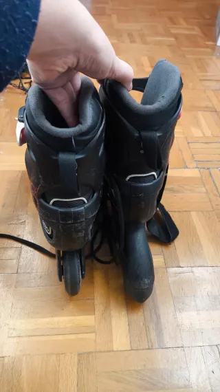 Se regalan patines Tallas 34-36,41-42,39.5 y 42