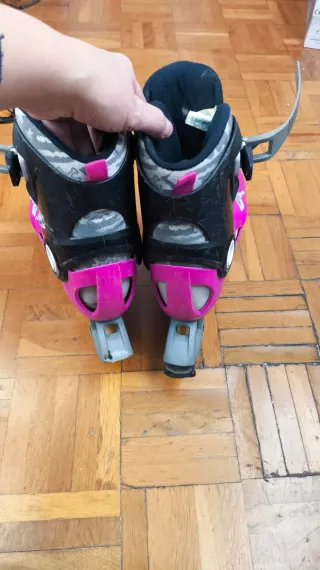 Se regalan patines Tallas 34-36,41-42,39.5 y 42