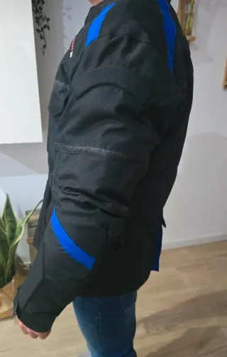 Chaqueta protección moto con doble forro