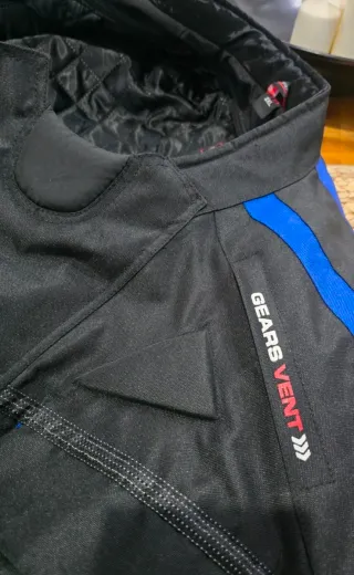 Chaqueta protección moto con doble forro