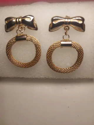 Pendientes vintage dorados lazo aro