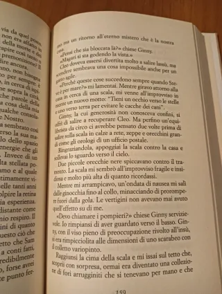 Libro Cleo. Copertina rigida.