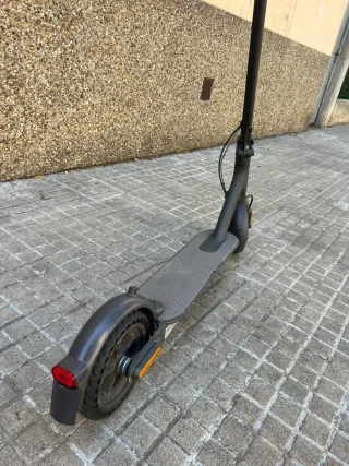 Patinete Eléctrico Xiaomi Gris