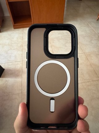 Funda iPhone 15 Pro Negra