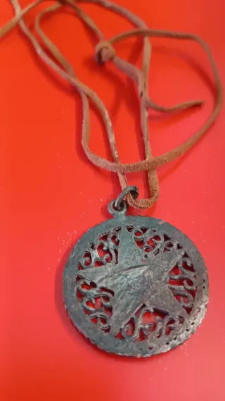 Colgante estrella, cordón cuero Acabado envejecido