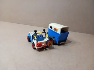 Playmobil Jeep con Remolque Caballos