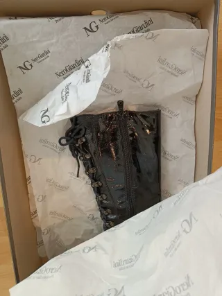 Botas charol Nero Giardini talla 38