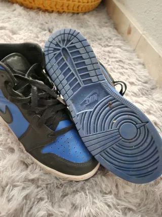 Jordan Zapatillas Negras y Azules