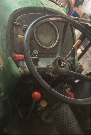 Tractor John Deere con pala