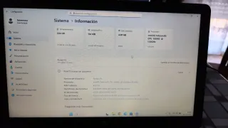 Portátil HP Celeron 4GB RAM 224GB Almacenamiento