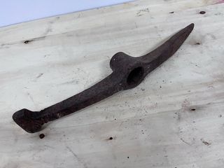 Pico de minería antiguo