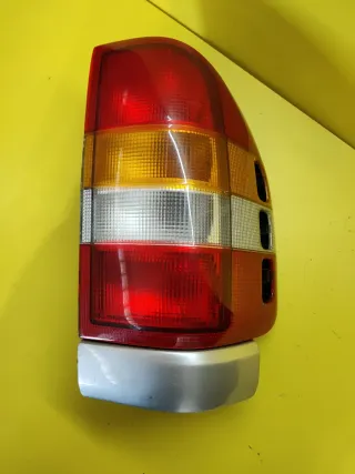 PILOTO TRASERO DERECHO OPEL FRONTERA B