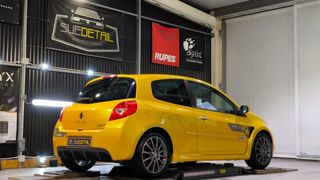 Renault Clio Sport F1 Team R27
