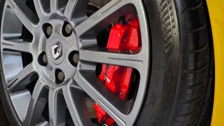 Renault Clio Sport F1 Team R27