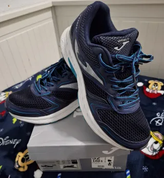 Zapatillas hombre Talla 40 .