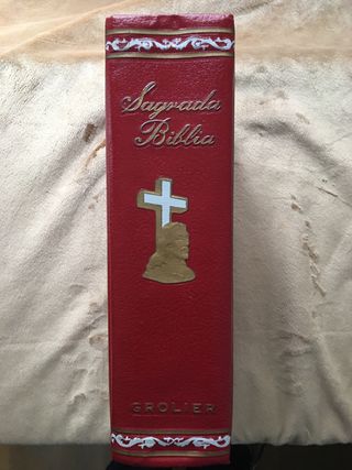 Sagrada Biblia