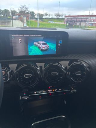 Mercedes-Benz Clase A **SEDÁN** 2021