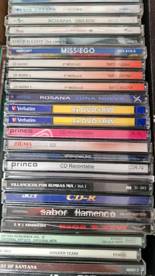 Lote de CDs Música Latina y Electrónica