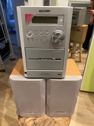 Equipo de música Sharp XL-MP35