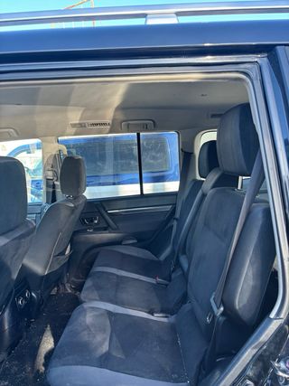 Mitsubishi Montero 2014