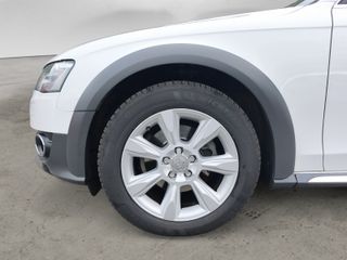 Audi A4 Allroad 2012