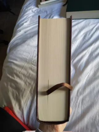 Los jardines de la luna / Gardens of the Moon (...