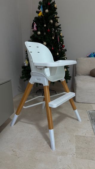 Trona de madera multifuncional Olmitos