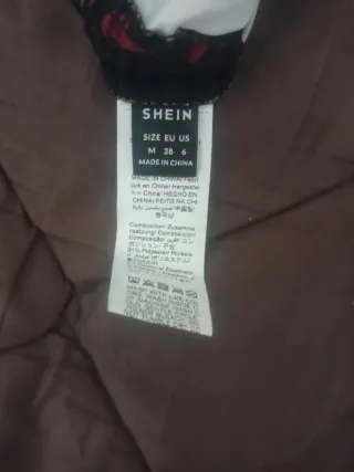 Top sin mangas con cordones