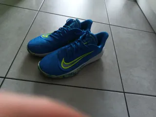 Sneakers Nike Blu e Gialle taglia 44