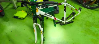 Llantas 26" y cuadro