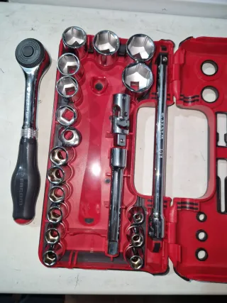 Juego carraca Facom 1/2 mango giratorio estuche