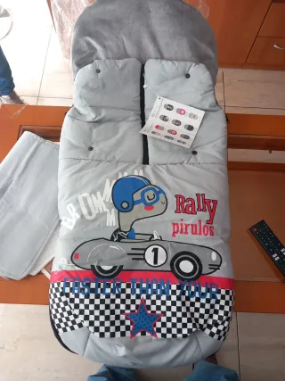 Carrito Maclaren a rayas de regalo el saco