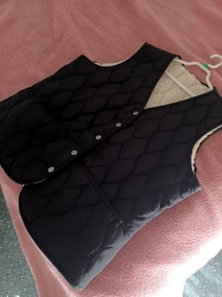 Chaleco acolchado mujer negro, forro pola.