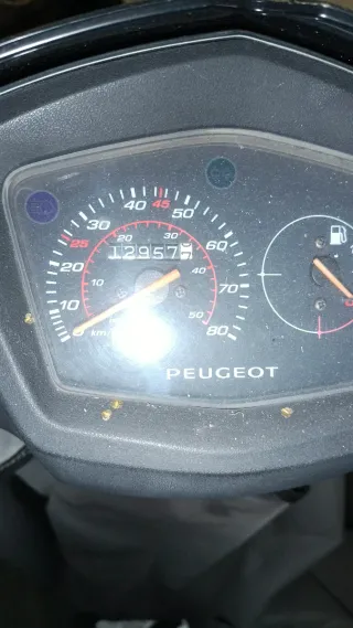 Moto 50cc Peugeot Kisbee