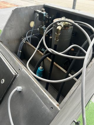 Prensa para formar bloques de carne