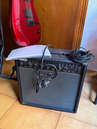 Guitarra Eléctrica Harley Benton + Amplificador