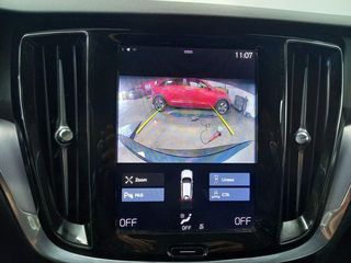 Volvo V60 2.0 T8 AWD Business Plus Auto