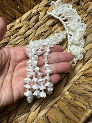 Tocado niña comunión blanco flores perlas