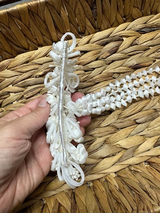 Tocado niña comunión blanco flores perlas