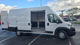 PORTES Y TRANSPORTES