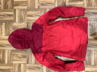 Chaqueta Quechua Roja